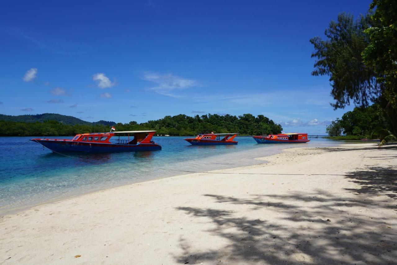 Blue Bay Divers Likupang Bangka מראה חיצוני תמונה